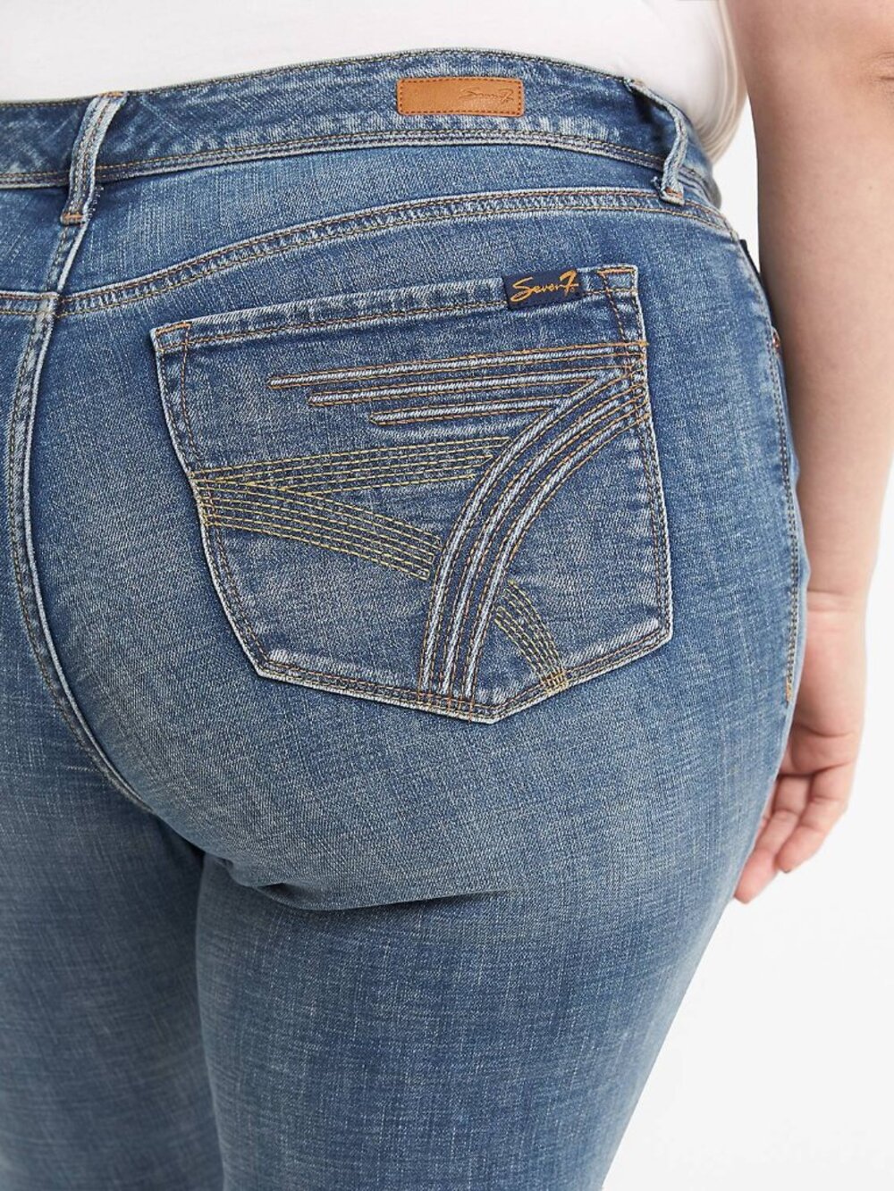 SEVEN 7 WOMEN'S ESSENCE DARK WASH JEANS SIZE 6 BLUE NWT